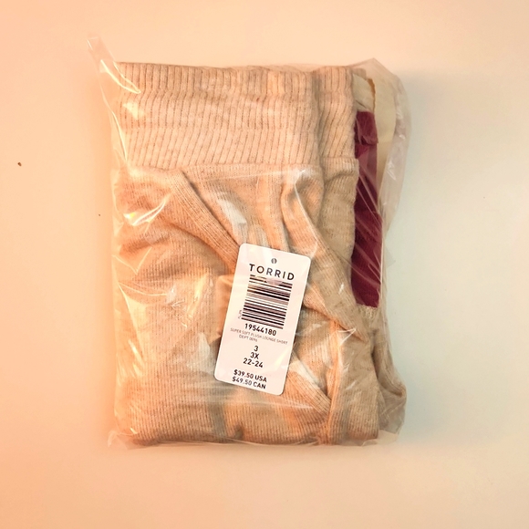 ❤️NWT VINTAGE TORRID SWIM COVER SHORTS - POCKETS - SUPER SOFT PLUSH - PLUS SIZE - Picture 3 of 10